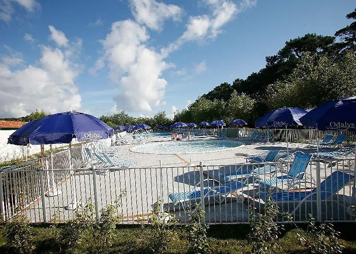 Erromardie By Odalys 酒店 3*