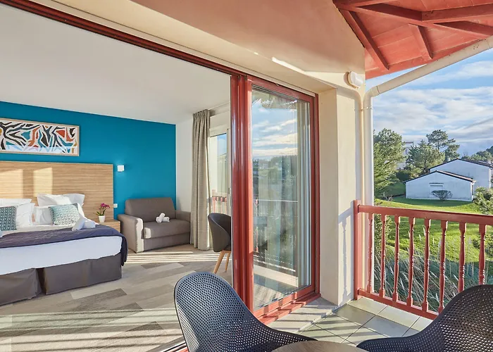 Erromardie By Odalys 酒店 3*